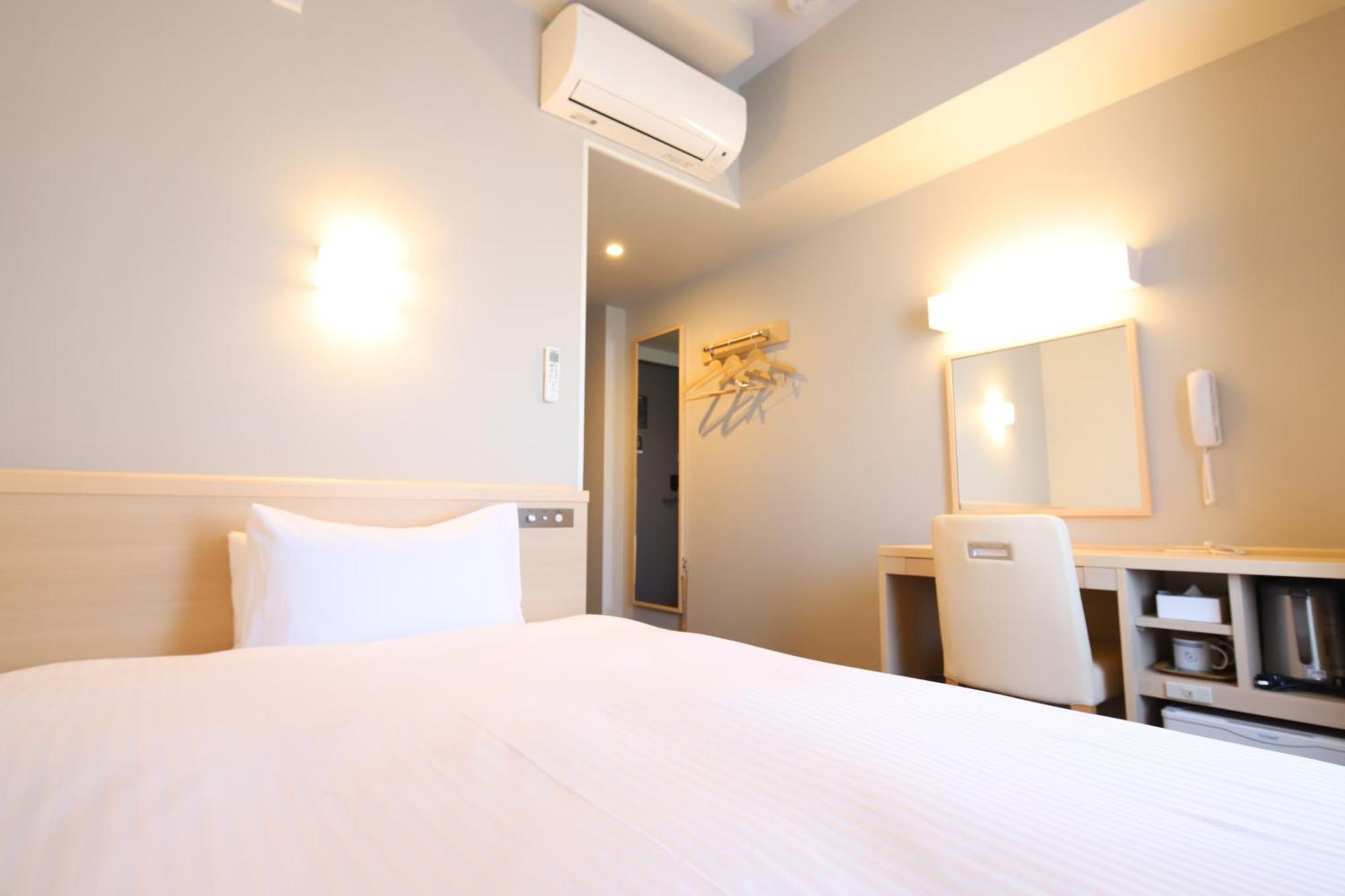 Ab Hotel Gamagori Bagian luar foto
